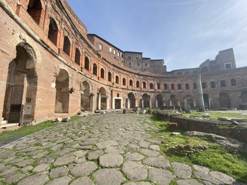 Trajan Markets reserved entrance with Multimedia Video
