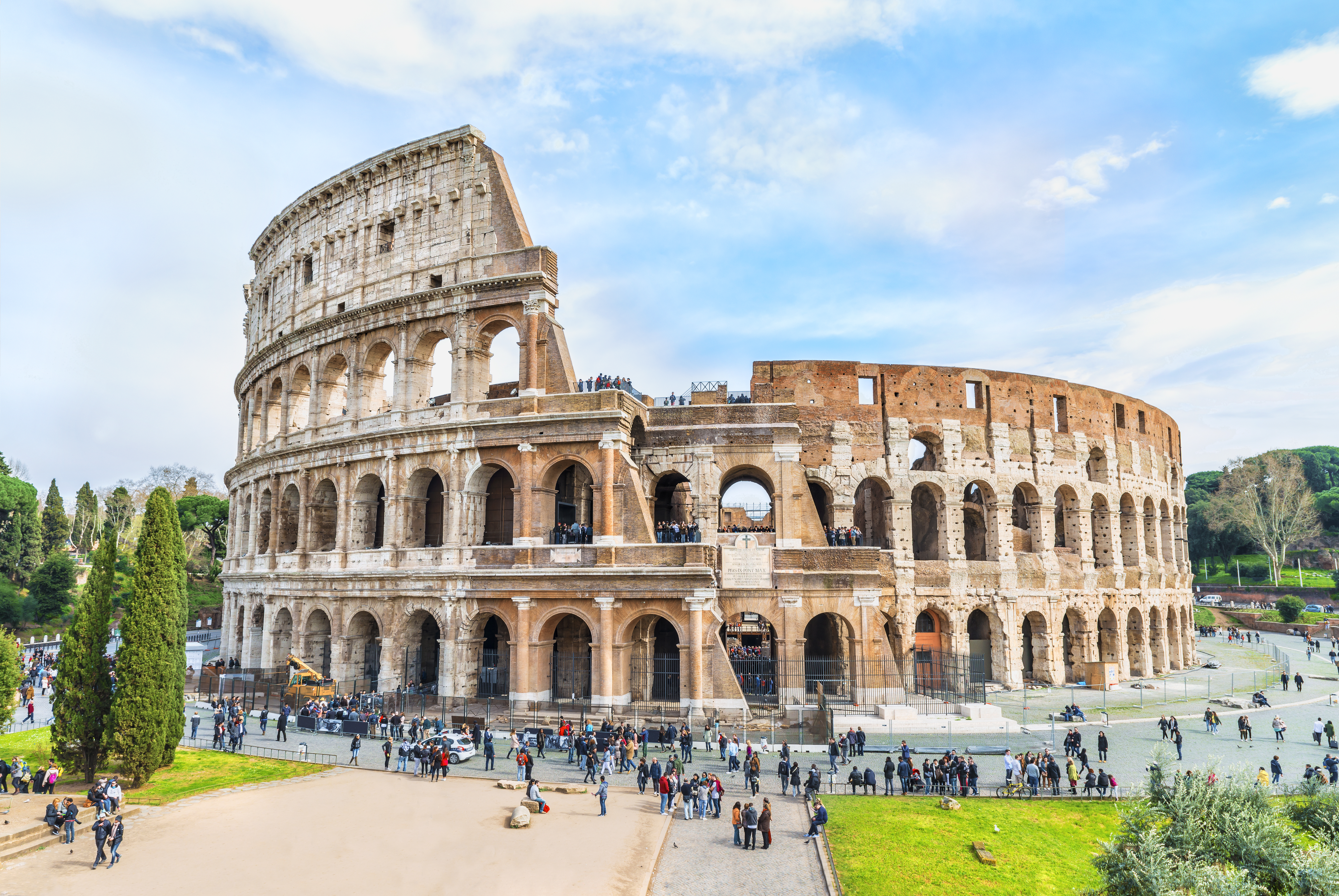 Colosseum, Roman Forum and Palatine Hill Experience with City Walking Tour