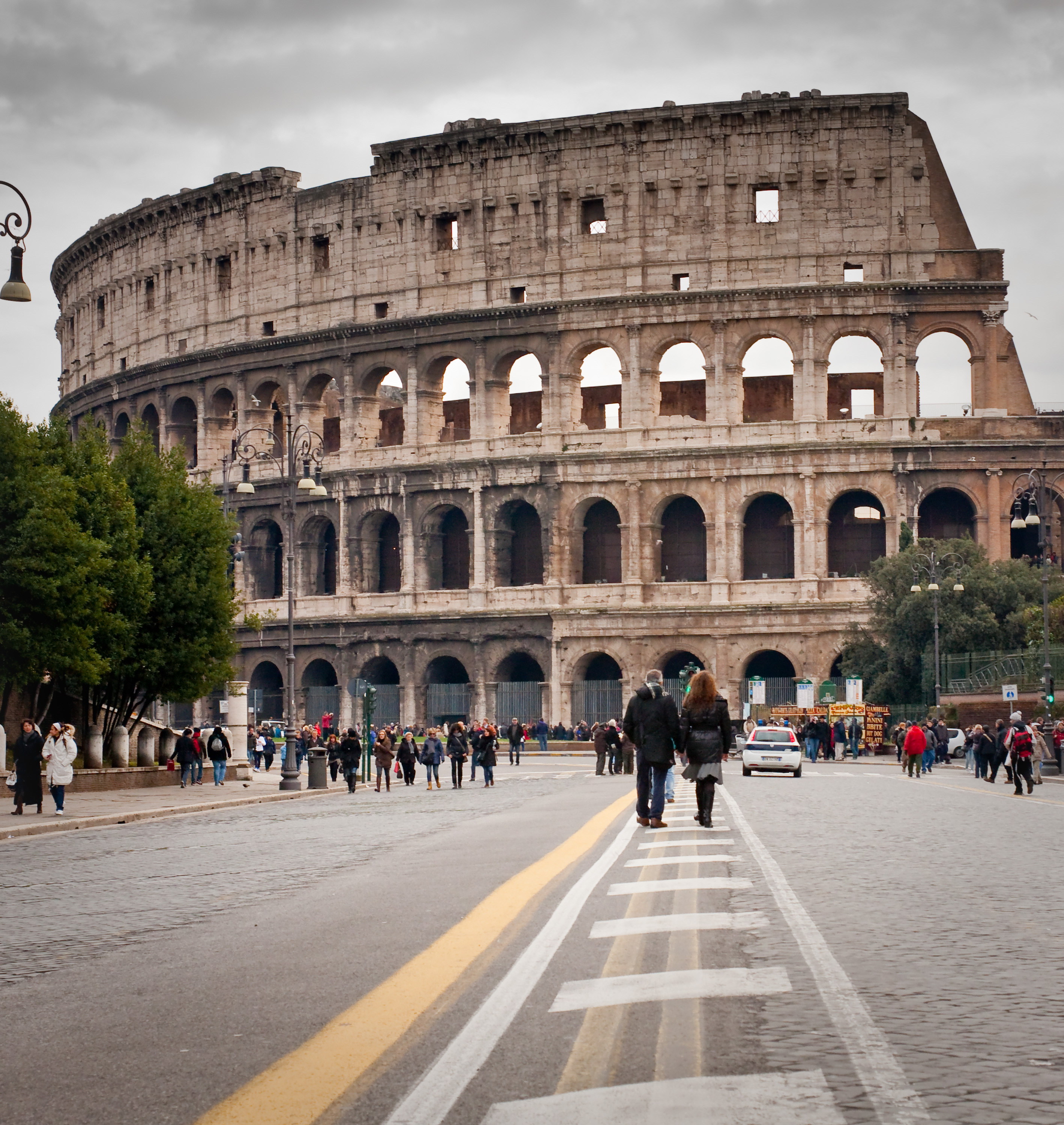 Colosseum, Roman Forum and Palatine Hill Experience with Host