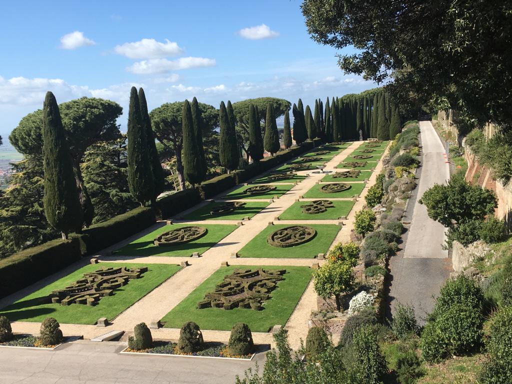 Giardini di Castel Gandolfo: Ville Pontificie con pranzo